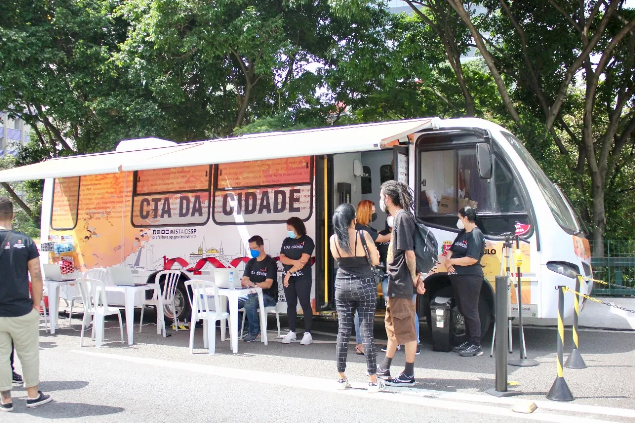 Unidade itinerante de testagem estará na Praça Brasil dia 30 e 31