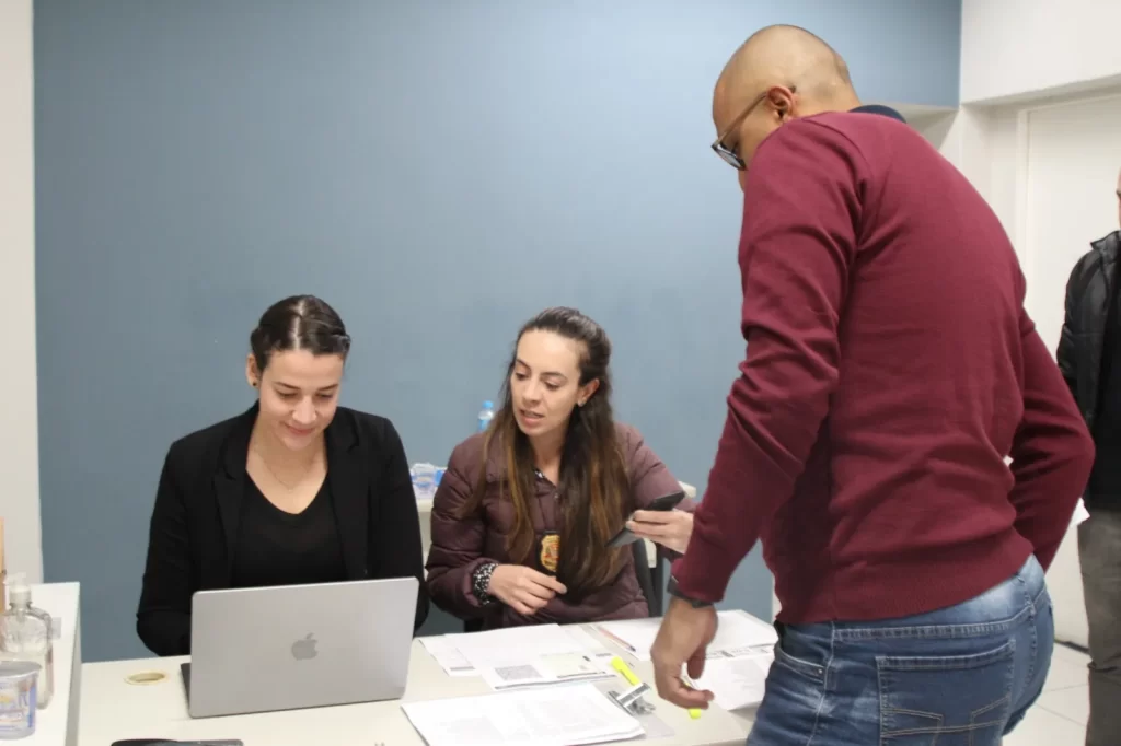 Celulares com restrição