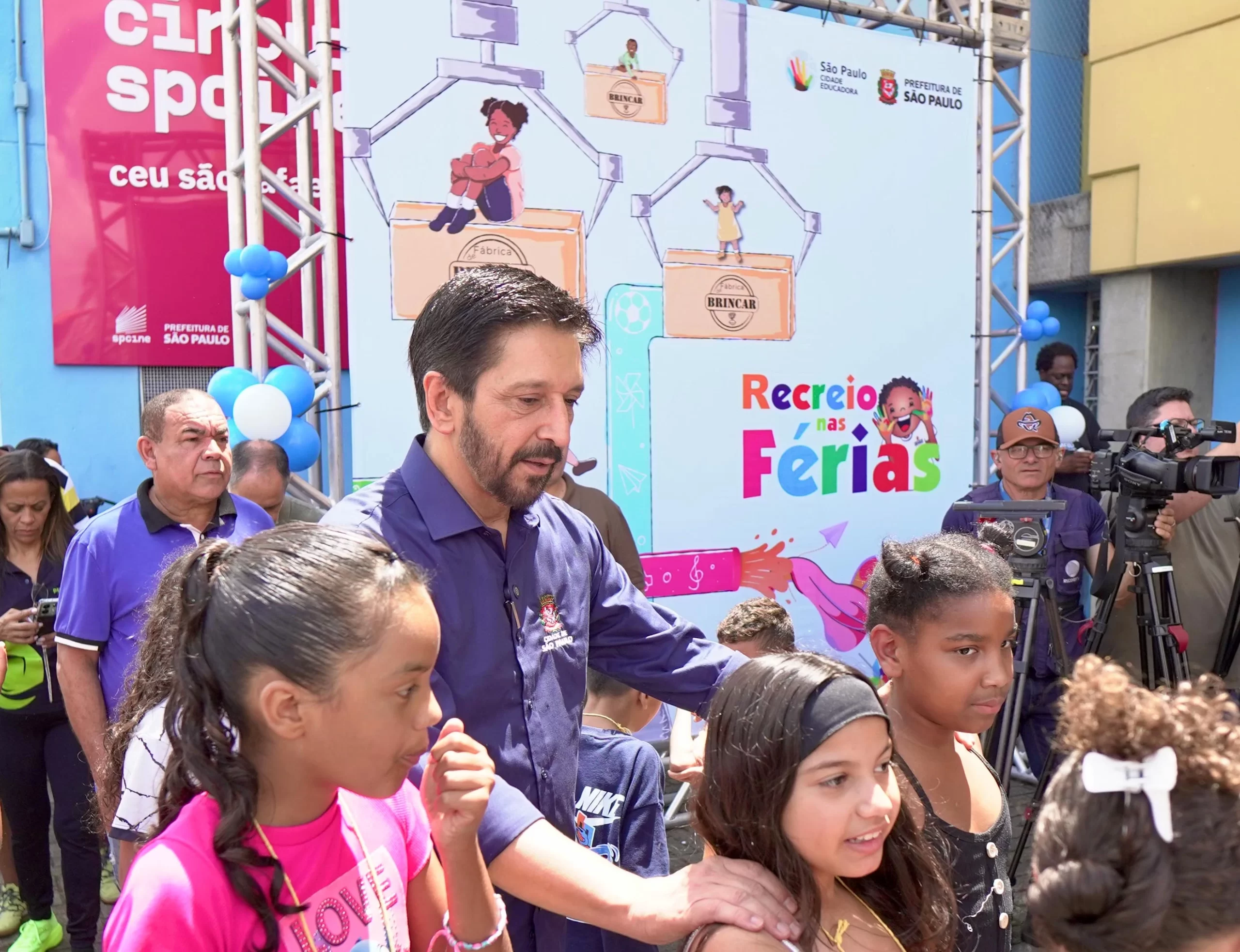 Recreio nas Férias de verão transforma escolas em espaços de cuidado e diversão para mais de 42 mil crianças