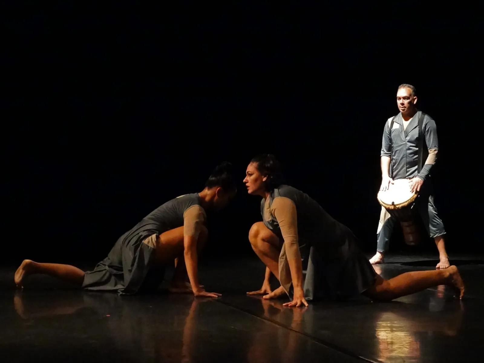 Cia. Repentistas do Corpo apresenta “Corpos Brasileiros” no Teatro Flávio Império