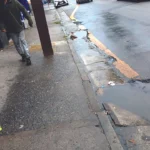 Sempre ela! Rua Santa Marcelina repleta de buracos