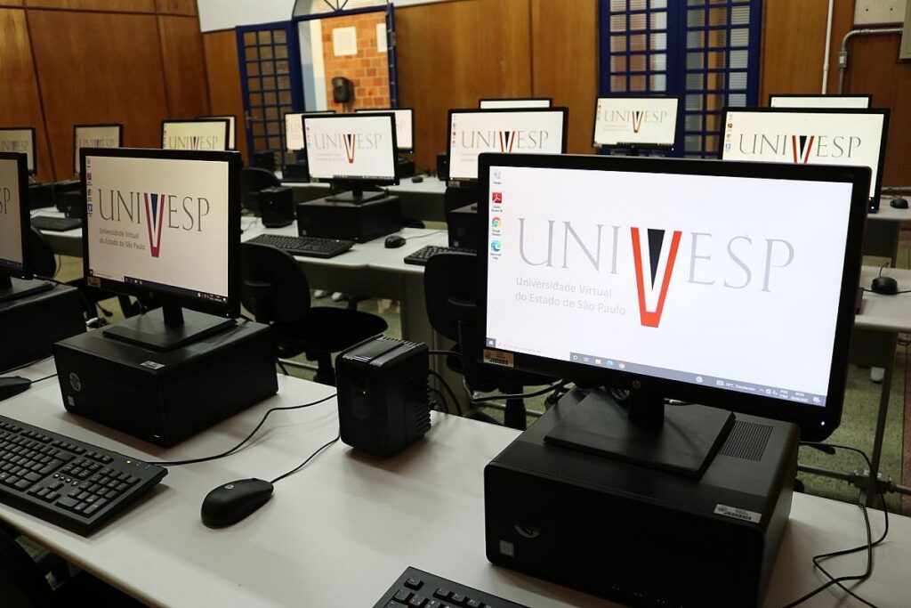 meio da instituição. LEIA TAMBÉM: Quase 90% dos candidatos no Vestibular Univesp