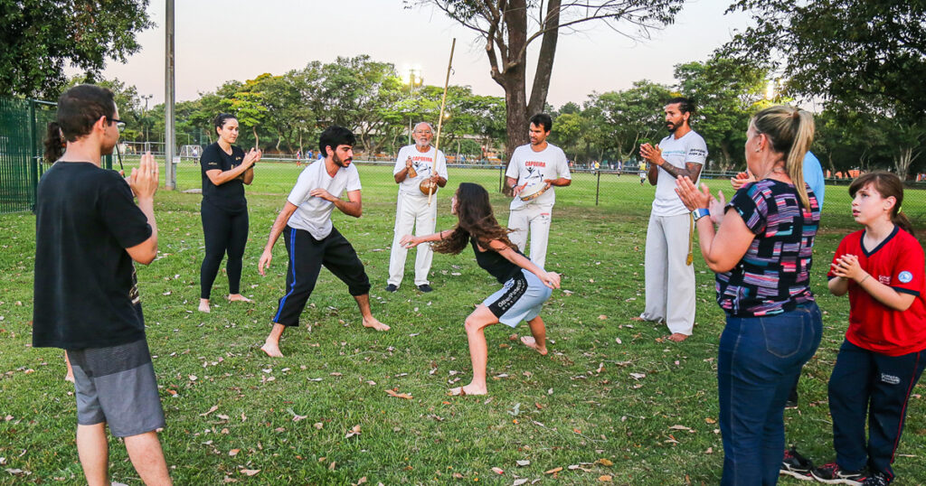 tivas da USP A Semana Conviver, Jogar e Brincar ocorrerá nos dias 26, 27 e 28 de