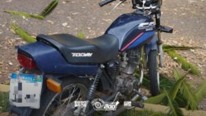 tal da Pérola, quando visualizaram um motociclista conduzindo uma motocicleta em