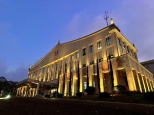 tunidades são voltadas para atuação nas áreas de gestão de pessoas e administraç
