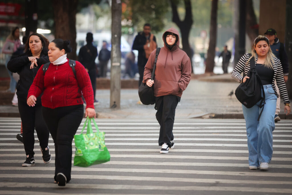 Feriado prolongado em São Paulo terá tempo estável e temperaturas amenas, alerta Defesa Civil