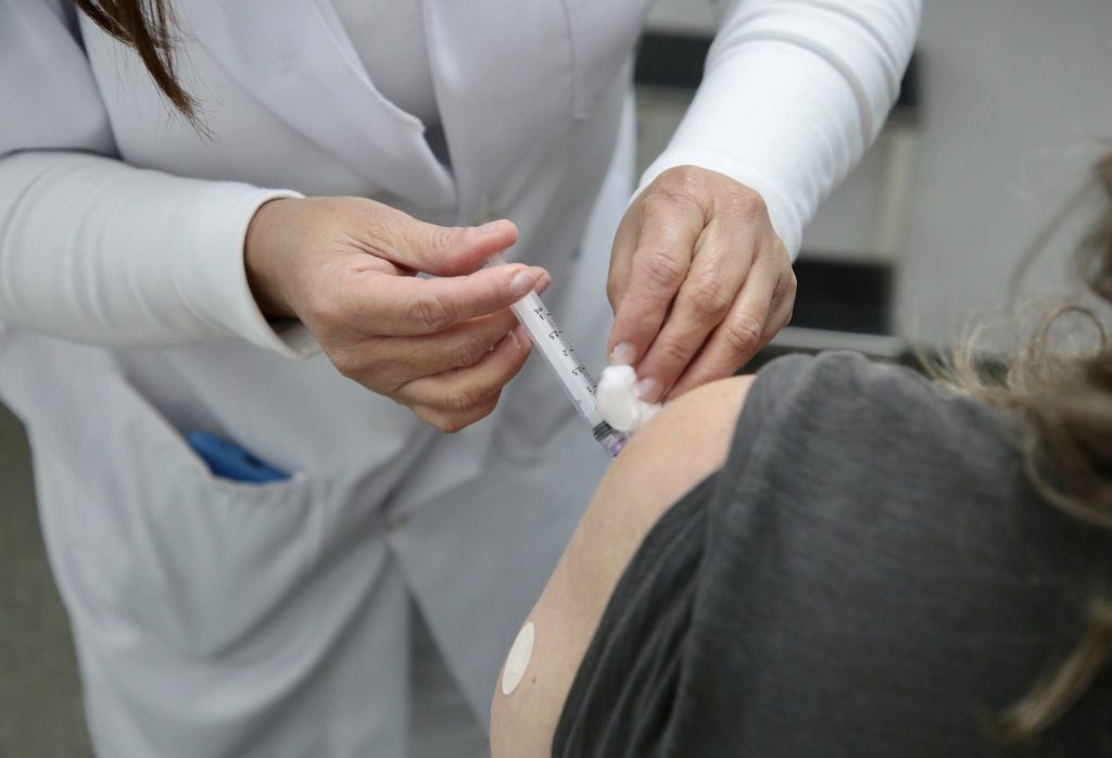 tante não só a vacinação para coqueluche, mas também para outras vacinas disponi