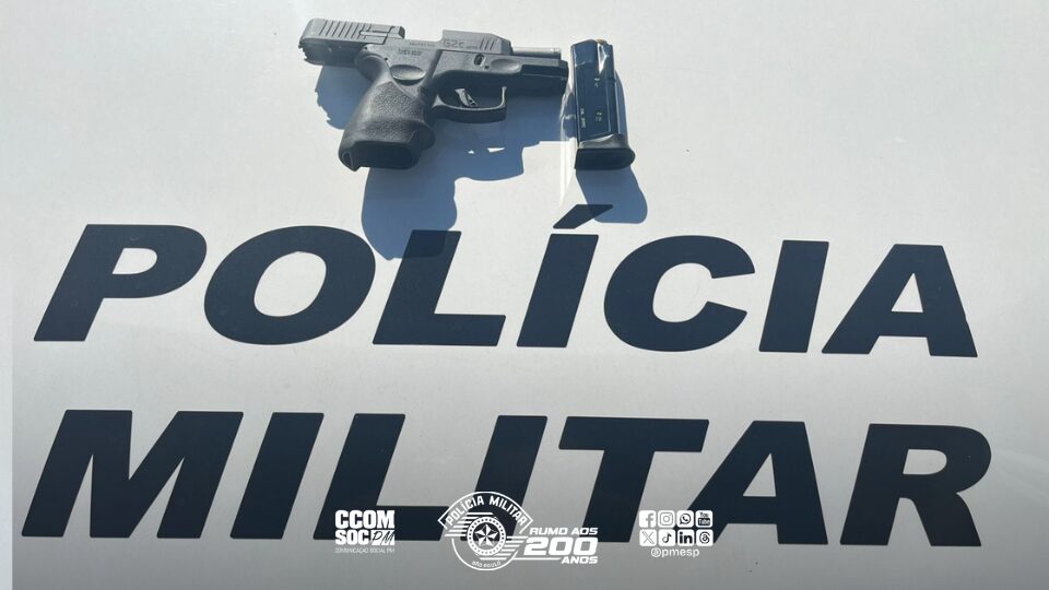 Homem é detido pela PM em São Paulo por porte ilegal de arma e falsa identidade de GCM Homem é detido pela PM em São Paulo por porte ilegal de arma e falsa identidade de GCM