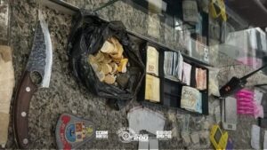 tráfico de drogas no município de Tabatinga. Durante a ação, um procurado pela J