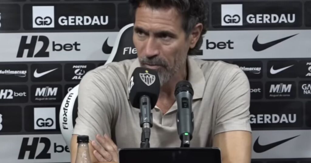 Eduardo Domínguez pode ter retorno de atacante de R$44M e mais 7 no Atlético-MG