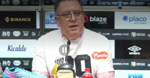 ada, o meio-campista estreou profissionalmente contra o San Lorenzo e ganhou seq