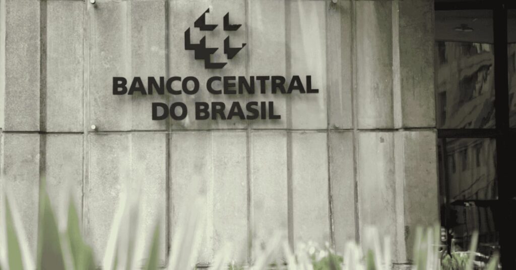 Informe do Banco Central diz quando bancos podem encerrar sua conta mesmo sem pedir