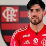 Rossi no Flamengo: clube descarta saída de goleiro e planeja renovação de contrato