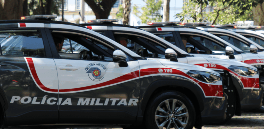 funções estratégicas dentro do esquema criminoso, como a invasão dos imóveis, o