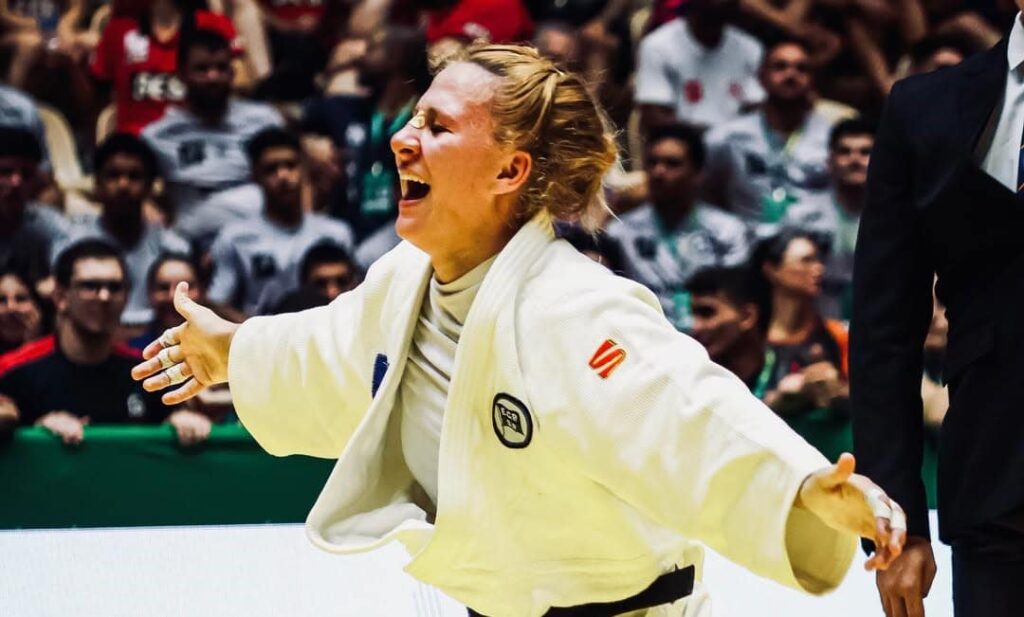 tivo, Rafa Cavalcanti ganha ouro inédito no Troféu Brasil Sênior A judoca Rafael