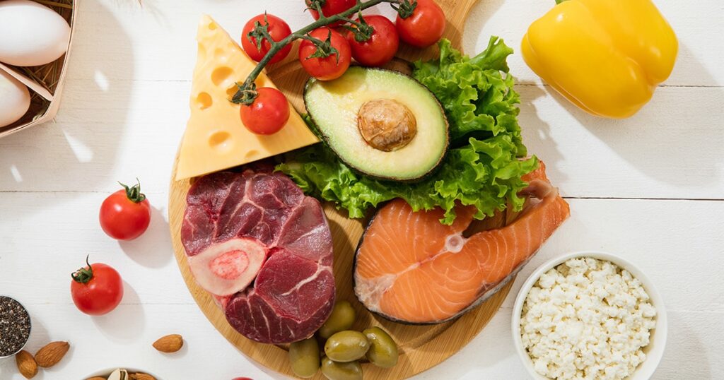 muito tempo a uma dieta rica em proteínas e totalmente isenta de carboidratos, o
