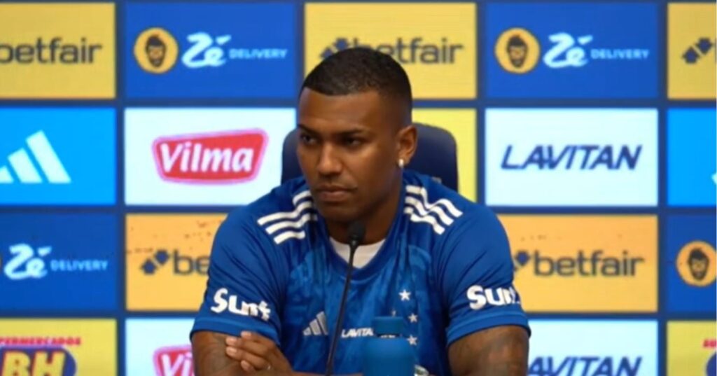 Walace tem saída aprovada no Cruzeiro para jogar no Rubro-Negro