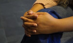 ‘Não sou mais ameaçada’: auxílio-aluguel do Governo de SP transforma vida de mulheres vítimas de violência