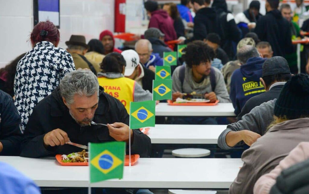 causa do jogo da Seleção Brasileira As unidades do Programa Bom Prato terão horá