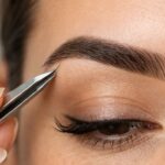 Guia prático: como fazer a sobrancelha em casa com segurança e precisão