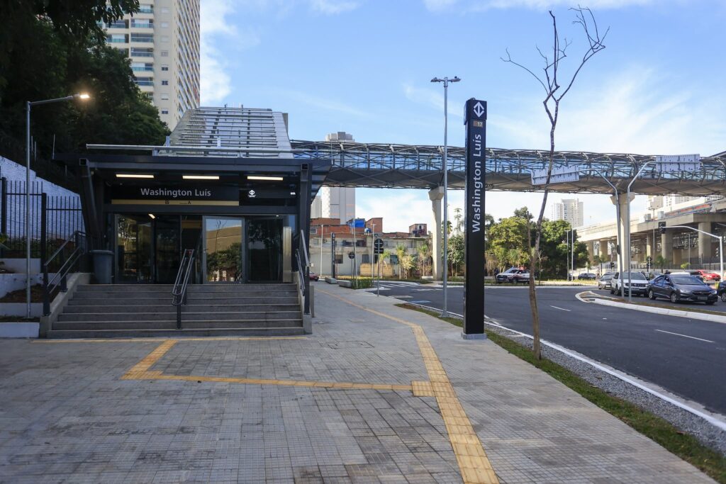 to de Congonhas à rede de transporte sobre trilhos e beneficiará mais de 100 mil