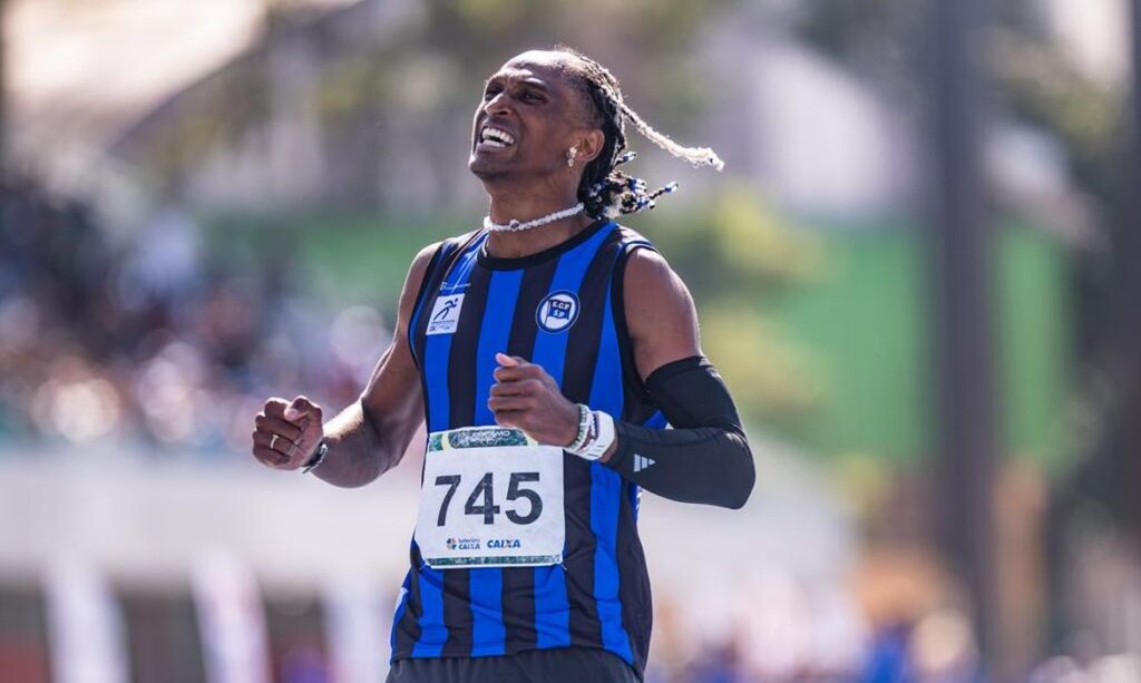 Alison dos Santos brilha no Troféu Brasil e crava a melhor marca mundial de 2026