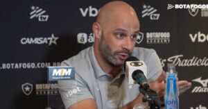 Botafogo prepara retorno de Júnior Santos para clássico decisivo em agosto