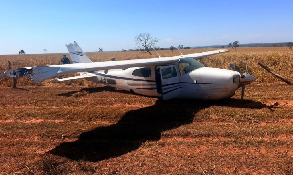 Caças da FAB forçam pouso de aeronave vinda da Bolívia em Mato Grosso do Sul