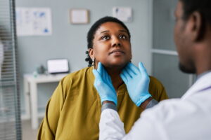 Câncer de cabeça e pescoço: entenda os sinais de alerta e a importância do diagnóstico precoce