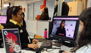 Etecs e Fatecs de São Paulo implementam atendimento em Libras via videochamada