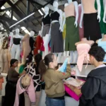Etiquetas de roupas: saiba por que você não deve descartar as instruções de conservação
