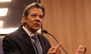 Haddad oficializa chapa com Márcio França para disputar o governo de São Paulo pelo PT