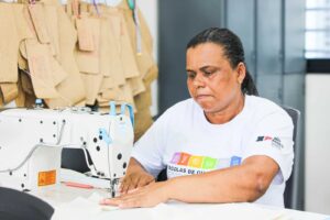 tunidades estão distribuídas em 24 unidades do Estado, instaladas em Praças da C