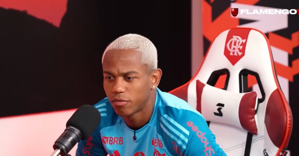 Wallace Yan na mira para deixar o Flamengo (Foto: YouTube