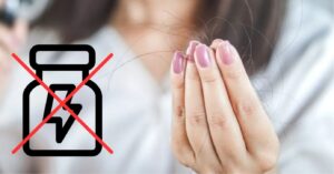 A falta dessa vitamina atinge mulheres com queda de cabelo e unhas fracas