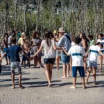 Projeto musical transforma a relação de alunos com o manguezal no Rio de Janeiro