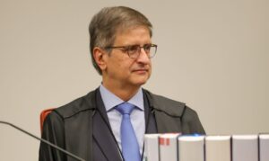 PGR opina pela manutenção da prisão domiciliar de Jair Bolsonaro