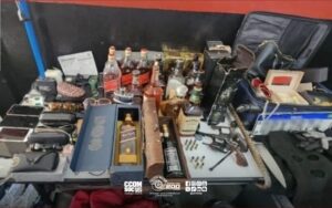 Perseguição em Campinas: PM prende quatro homens e recupera arsenal de roubo