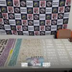 Polícia Militar apreende mais de mil porções de drogas e prende trio em Oriente