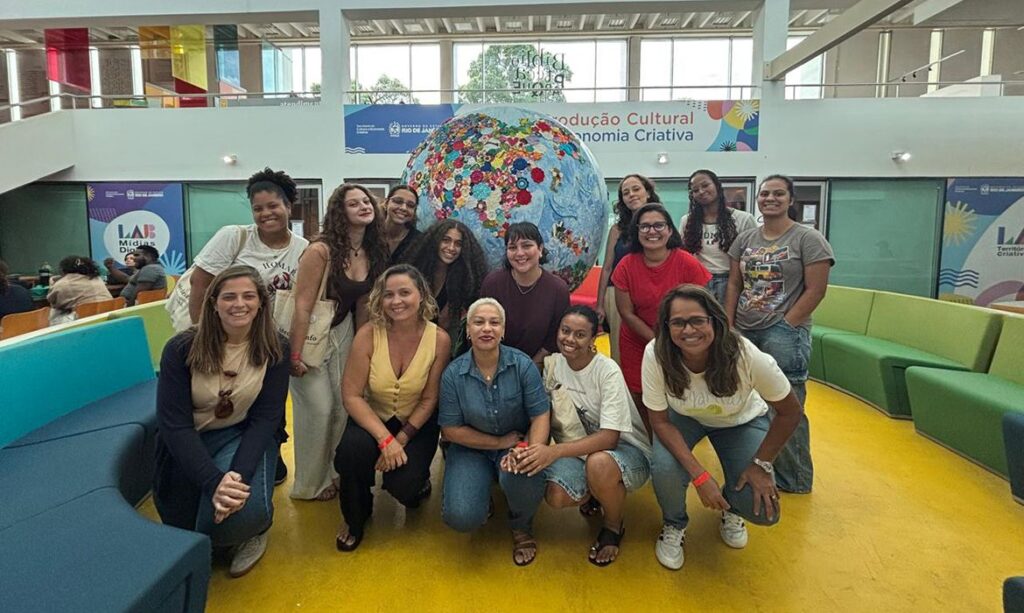 Bibliotecas se transformam em centros de combate à violência de gênero