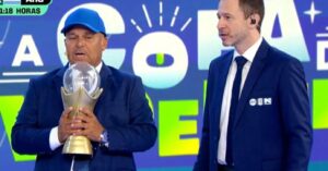Carlinhos Vidente aposta no hexa em 2030 e Tiago Leifert pressiona SBT por direitos da Copa