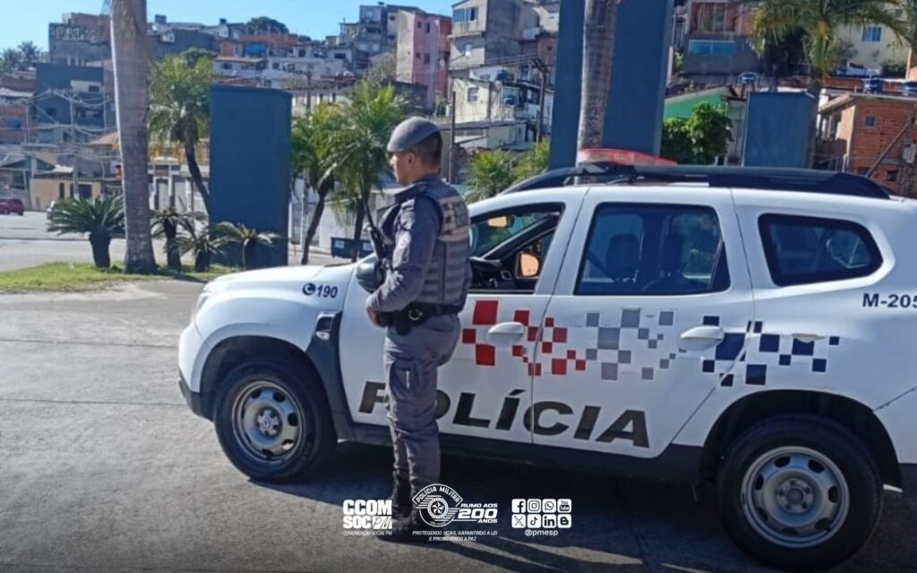 Polícia Militar captura mulher foragida por furto durante patrulhamento em Itapevi