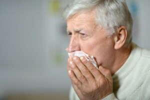 Hemoptise: entenda os riscos da tosse com sangue e quando buscar ajuda médica