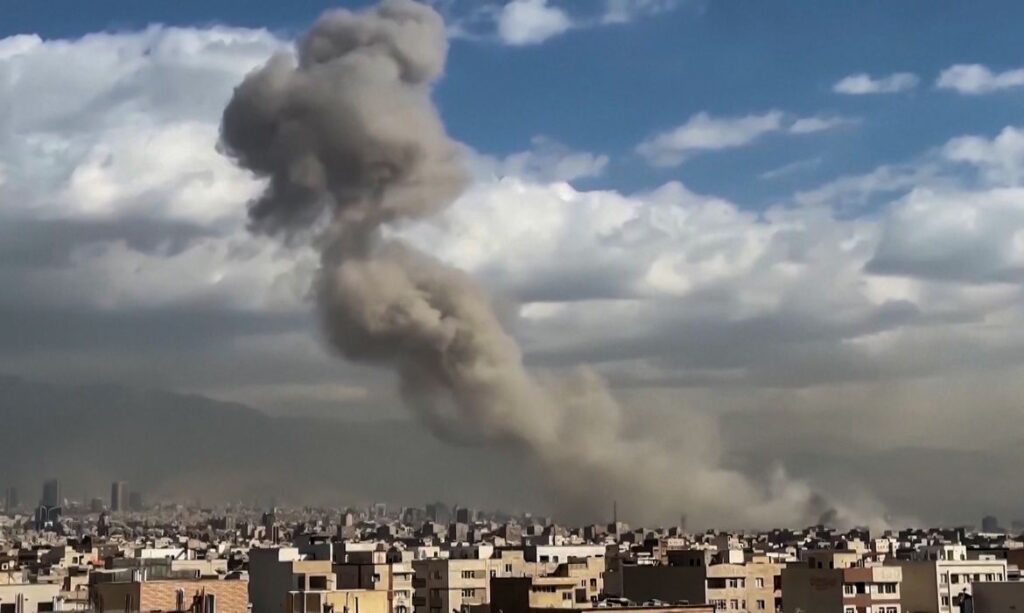 Escalada militar no Oriente Médio sela fracasso de acordo entre Irã e Estados Unidos
