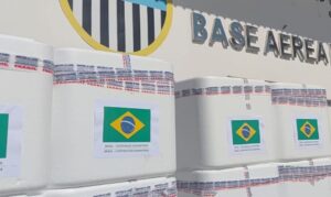 FAB leva 690 mil vacinas do Brasil para auxiliar vítimas de terremotos na Venezuela