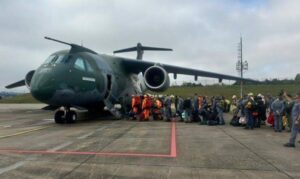 Marinha do Brasil encerra missão humanitária após terremotos na Venezuela