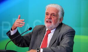 Senador Jaques Wagner deve prestar depoimento à PF em agosto sobre fraudes no Banco Master