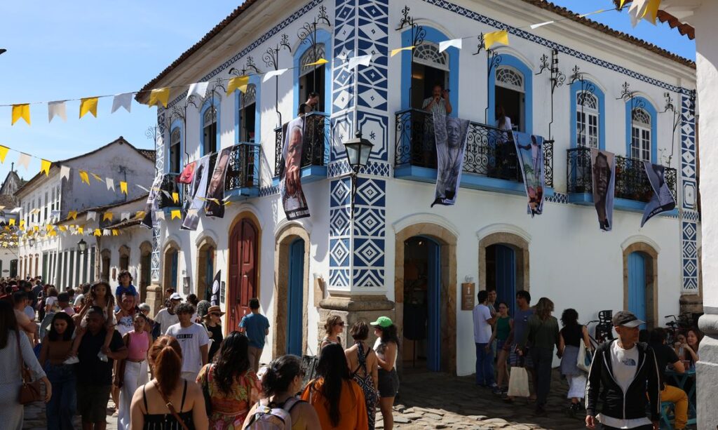Rádio MEC realiza cobertura especial da 24ª edição da Flip em Paraty