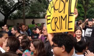 Justiça condena Shopping Pátio Higienópolis por caso de racismo contra adolescente