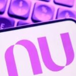 Nubank se torna banco universal e aquisição estratégica impacta 115 milhões de clientes